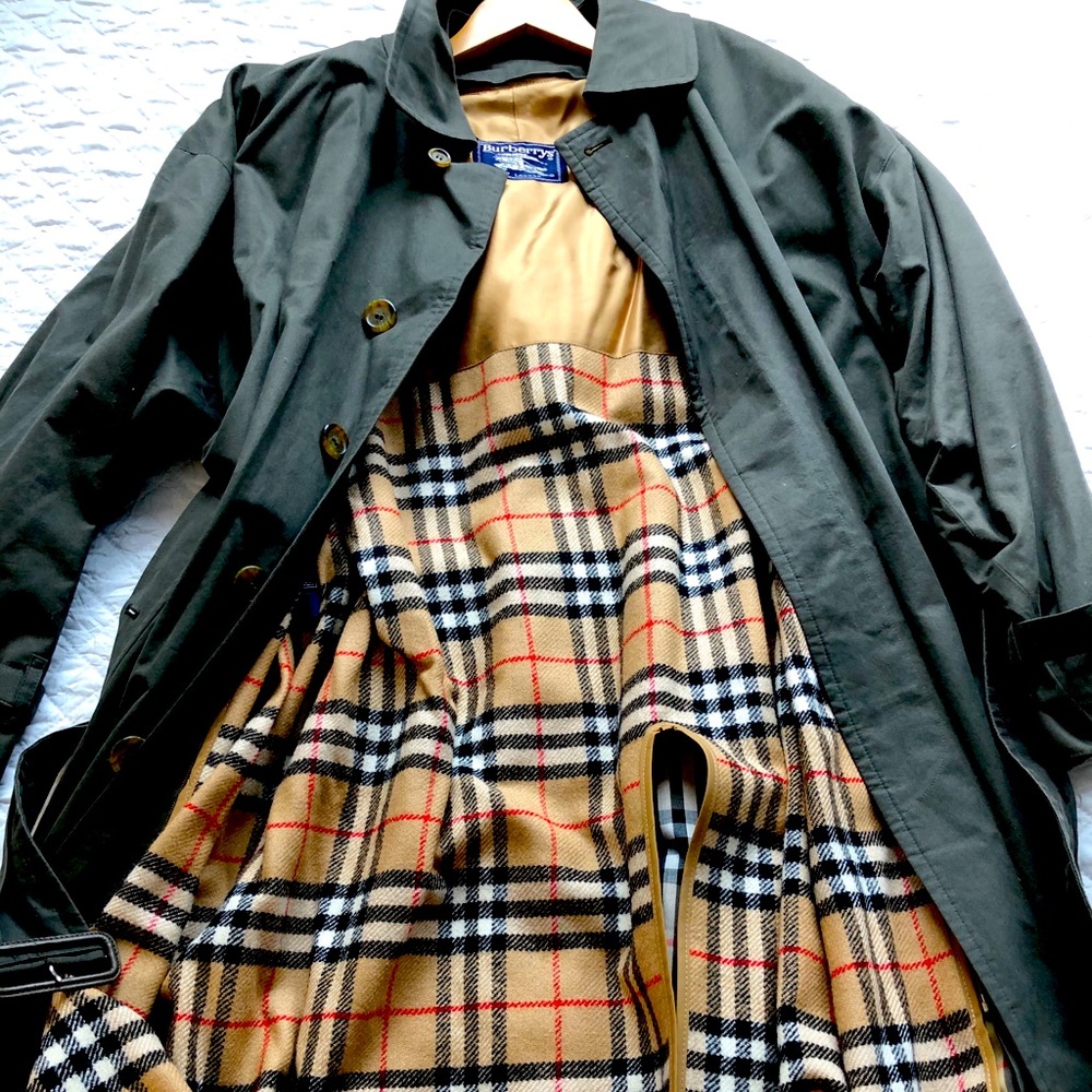 Original Burberry Olive WestMinster Trench Coat 42